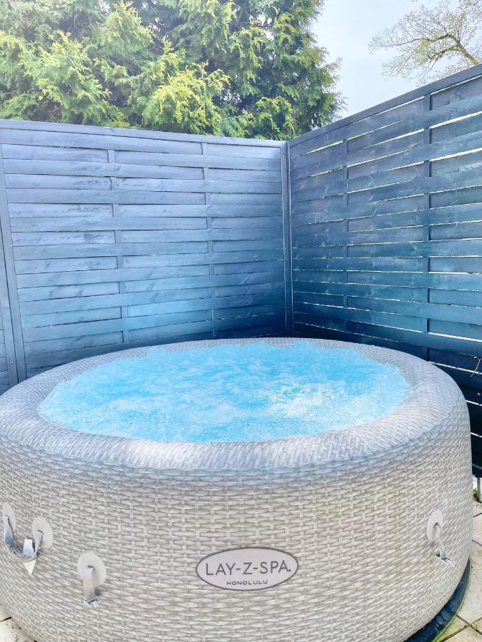 Whirlpool - Zentral - Designloft Mit Xxl Terrasse Leilighet Wiesbaden Eksteriør bilde
