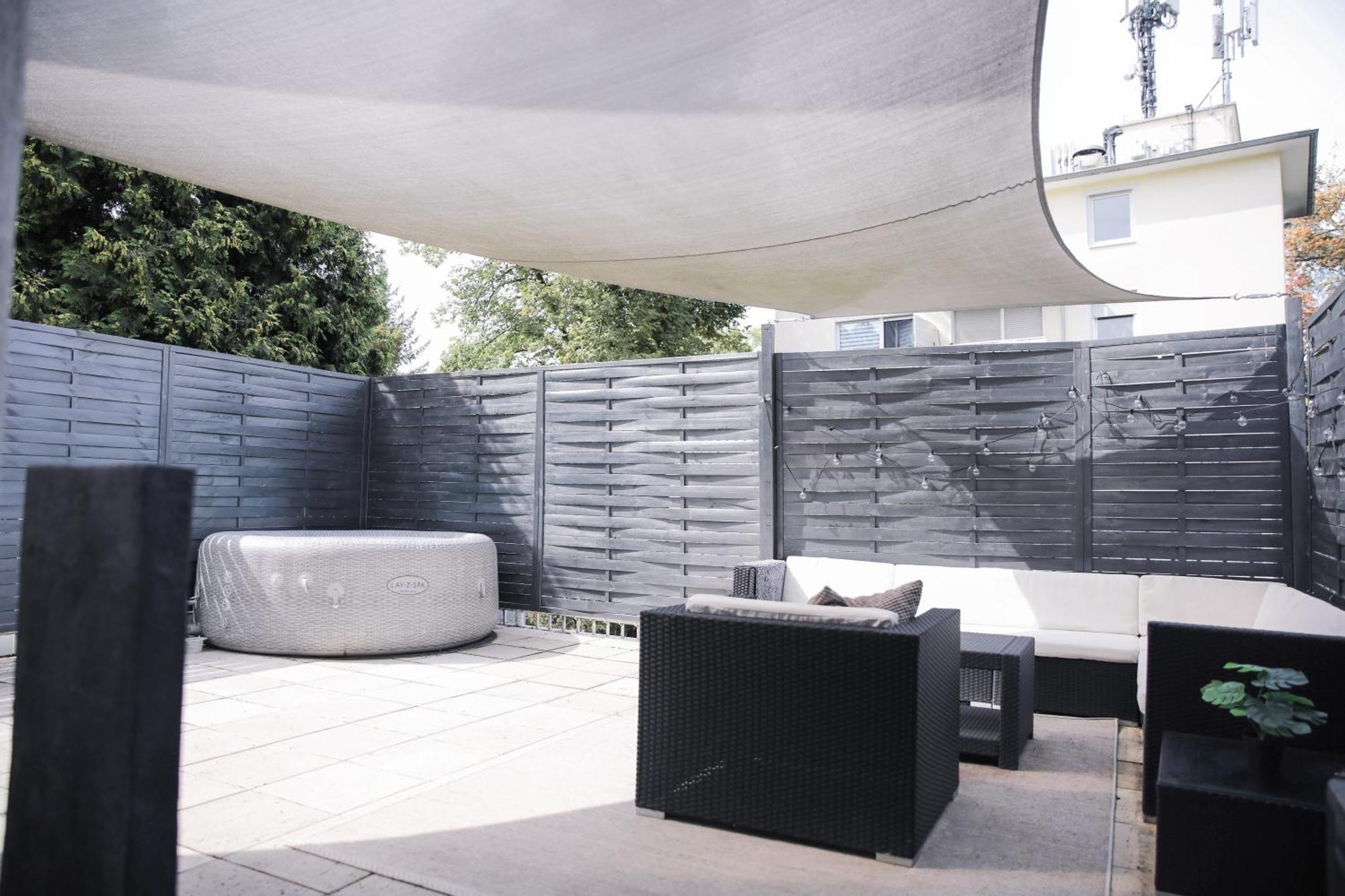 Whirlpool - Zentral - Designloft Mit Xxl Terrasse Leilighet Wiesbaden Eksteriør bilde